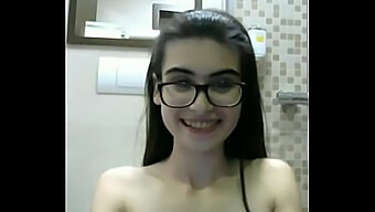 Teen (18+) Amatoriale Si Masturba Su Exposedcams.Cf