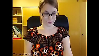 Nerdy Girl In Glasses Goes Nude On Webcam And Teases Viewers